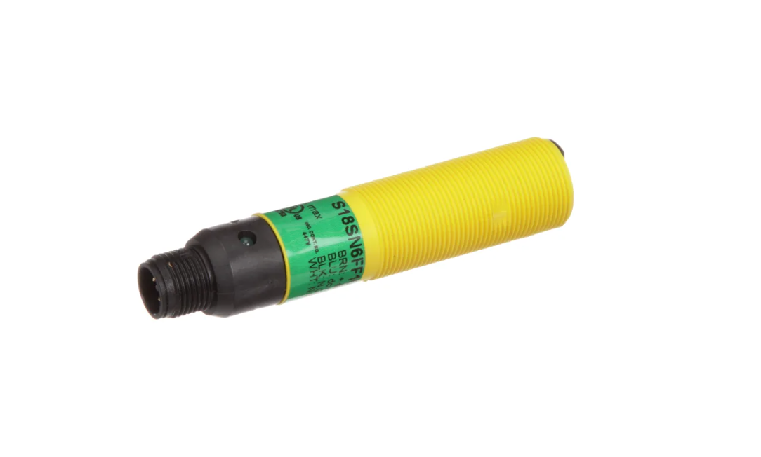 S18SN6FF100Q | Banner EZ-BEAM S18 Fixed Field Sensor, 100 mm, 10–30 VDC