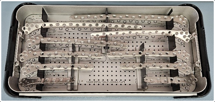 Smith AND Nephew Peri Loc 4.5mm Plate Set!!!