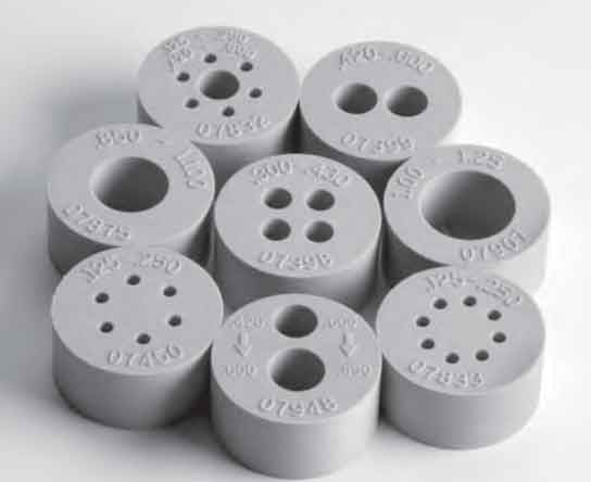 COYOTE Grommet Kits, 4-entry grommet, 0.30 in. to 0.43 in., 7.6 mm to 10.9 mm