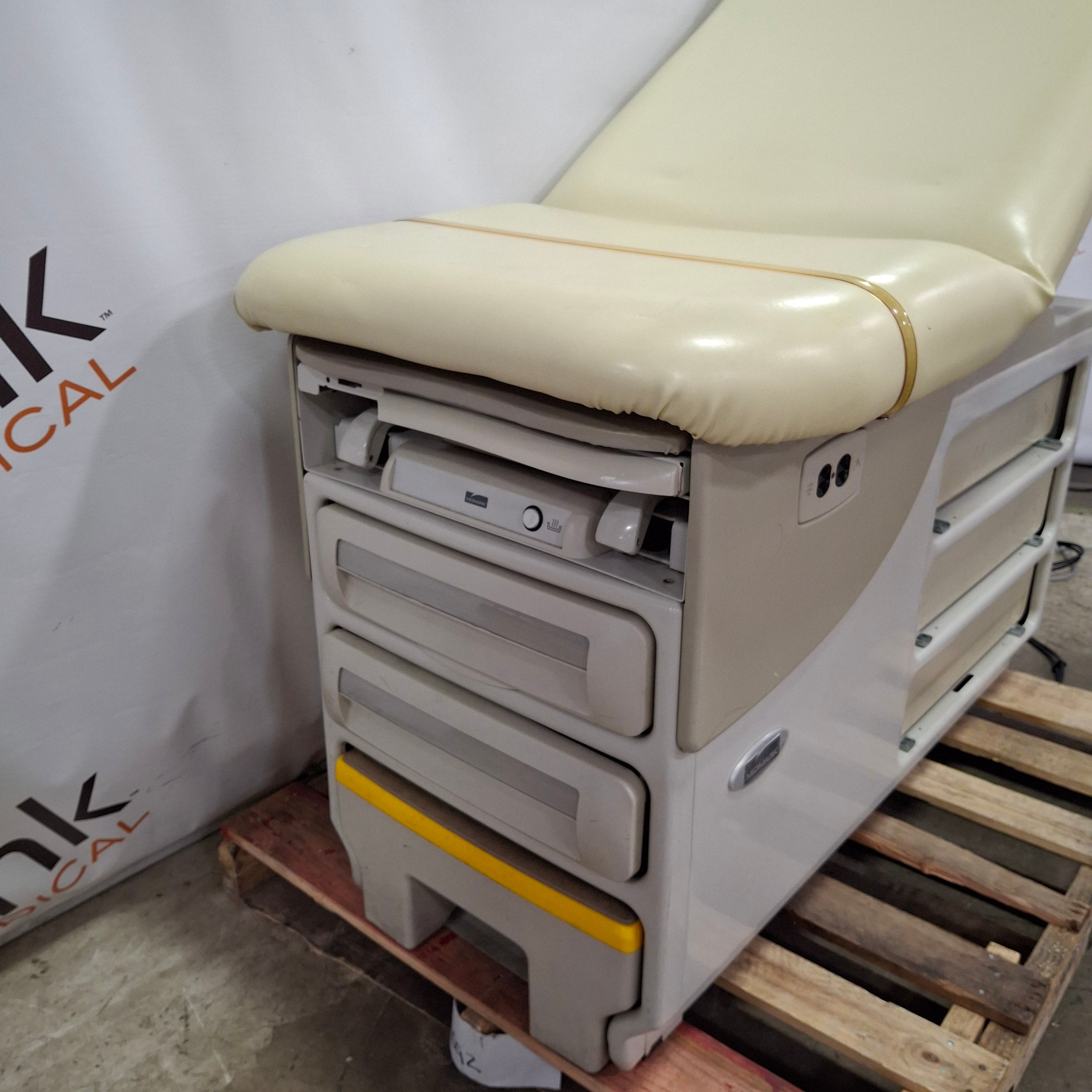 Midmark 604 Manual Examination Table