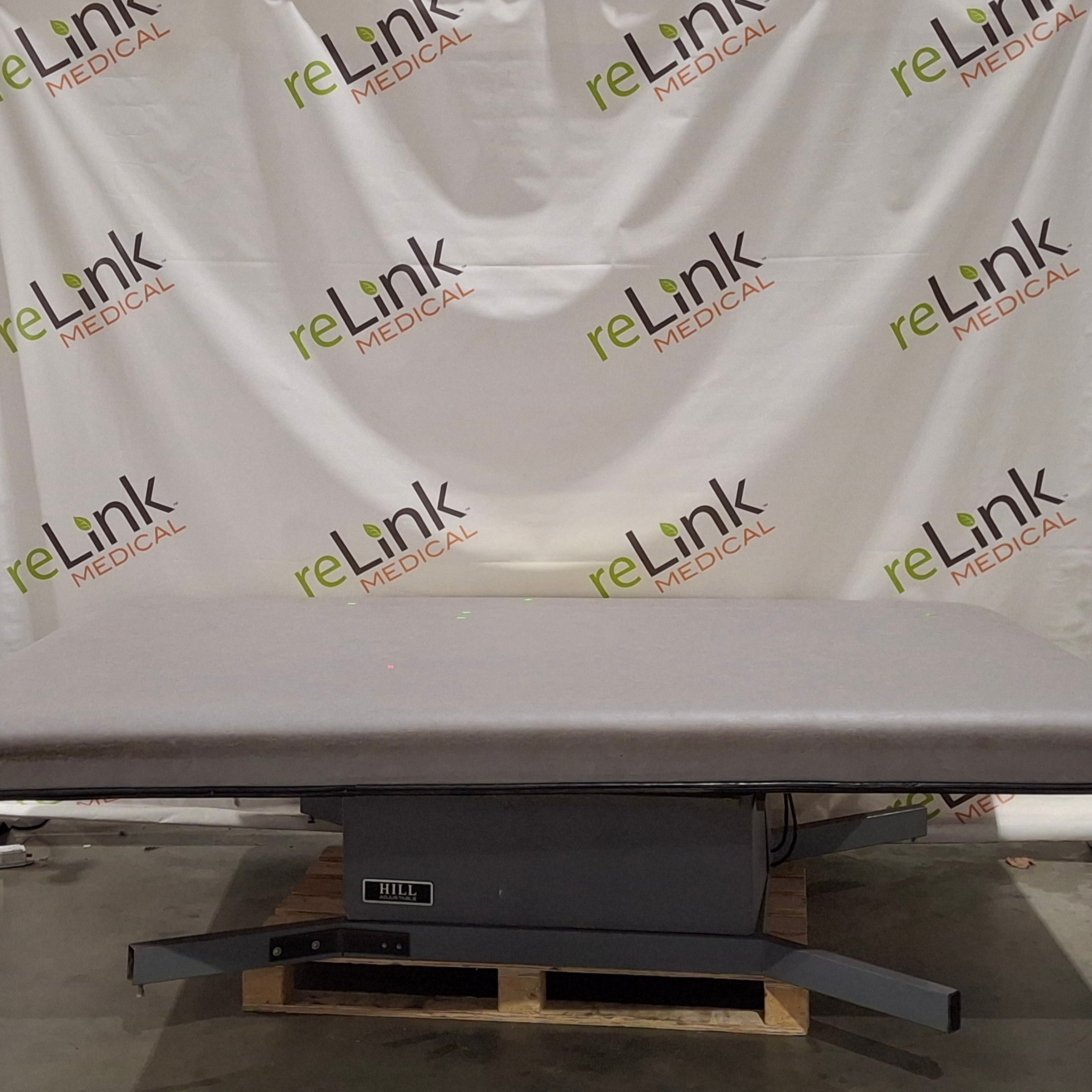 Hill Laboratories Co. Hill Adjustable Chiropractic Table