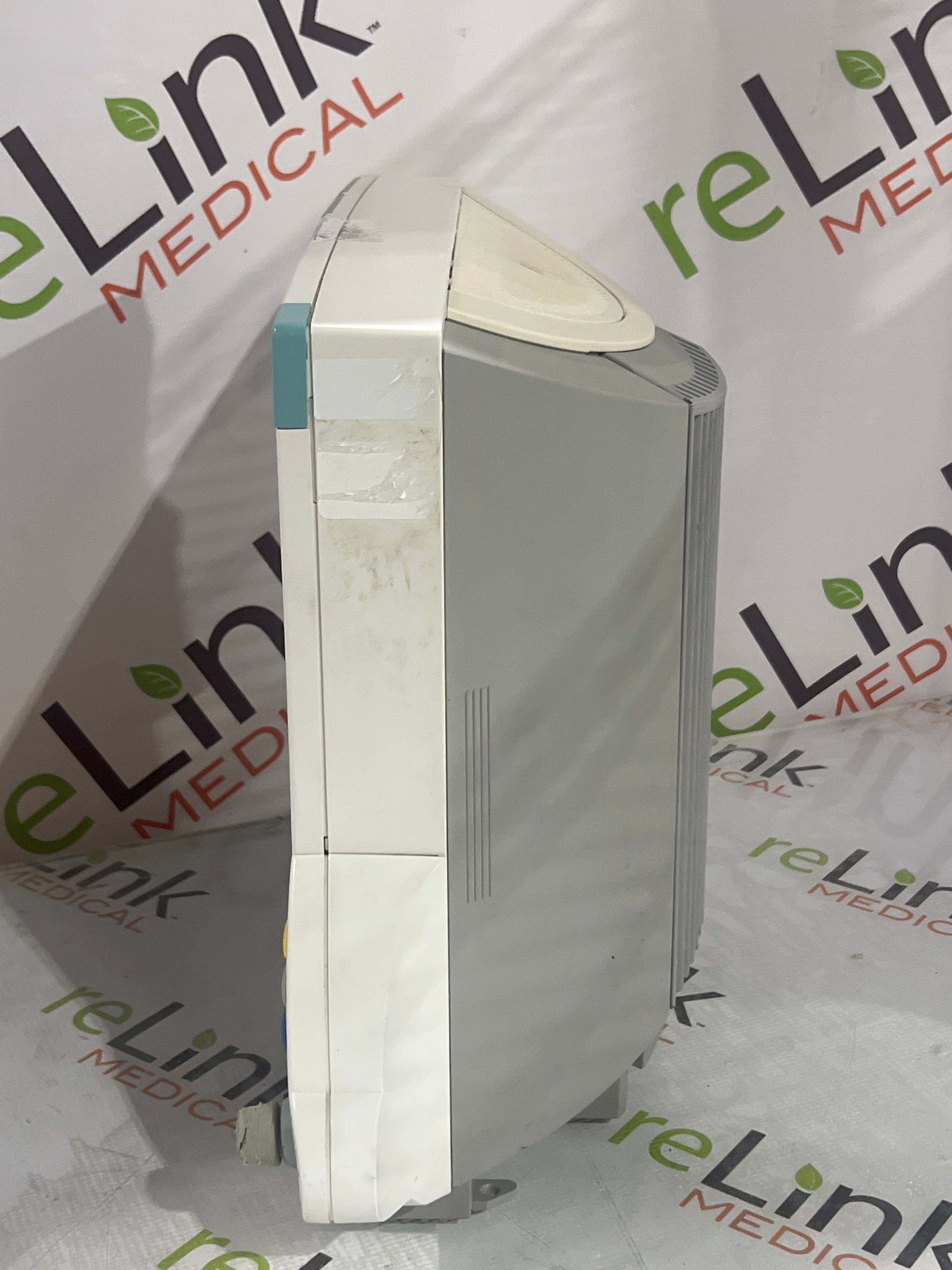Philips IntelliVue MP70 Patient Monitor
