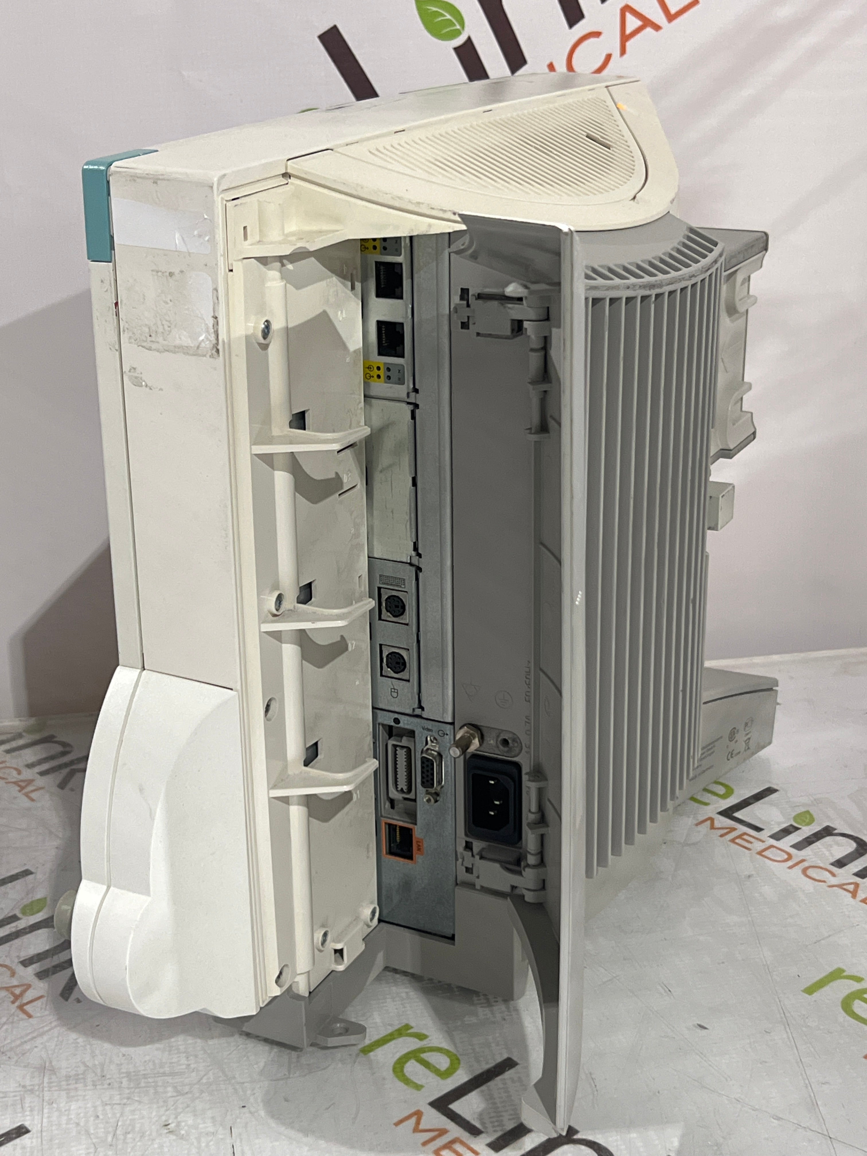 Philips IntelliVue MP70 Patient Monitor