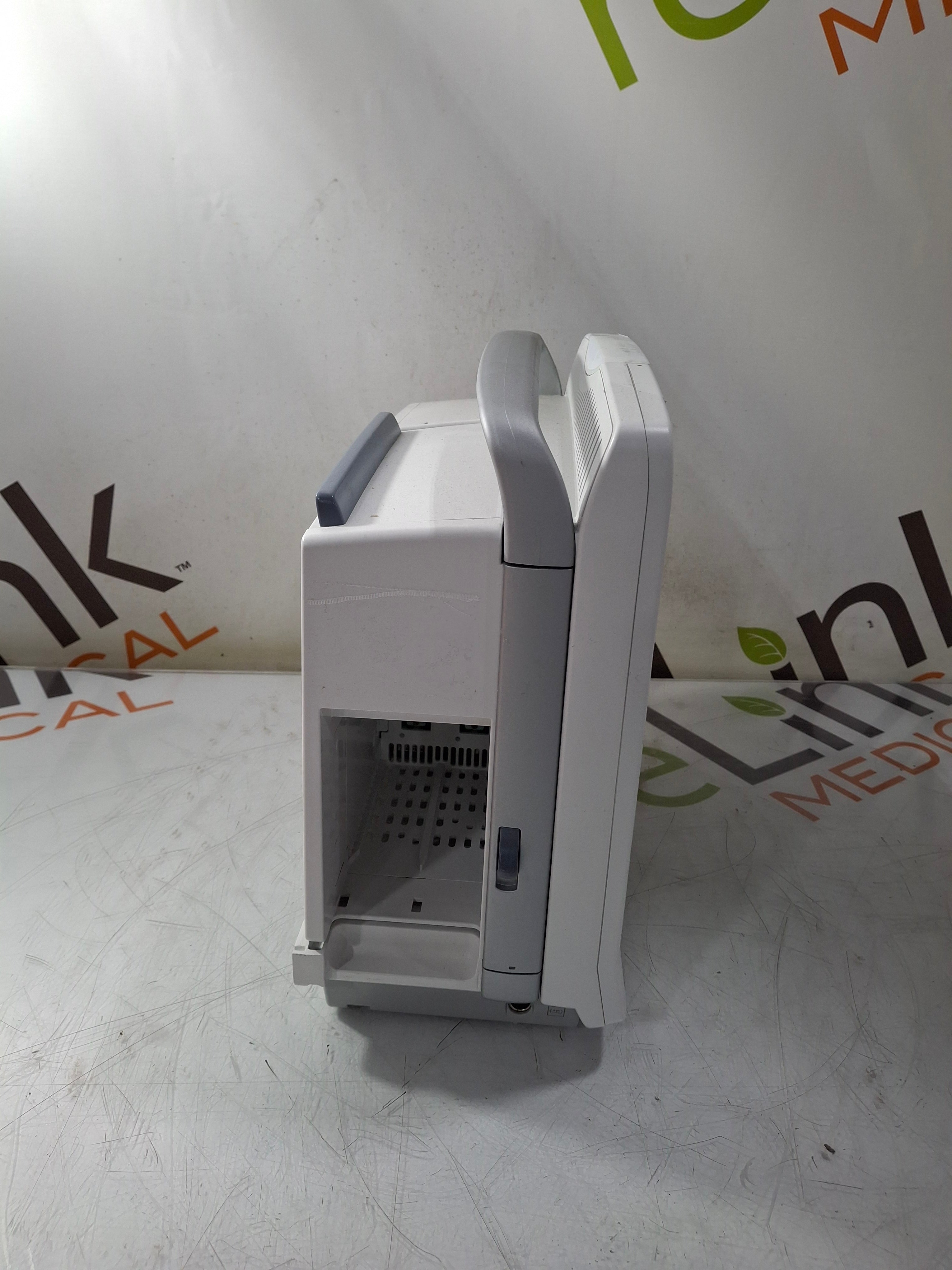 GE Healthcare Carescape B650 Patient Monitor
