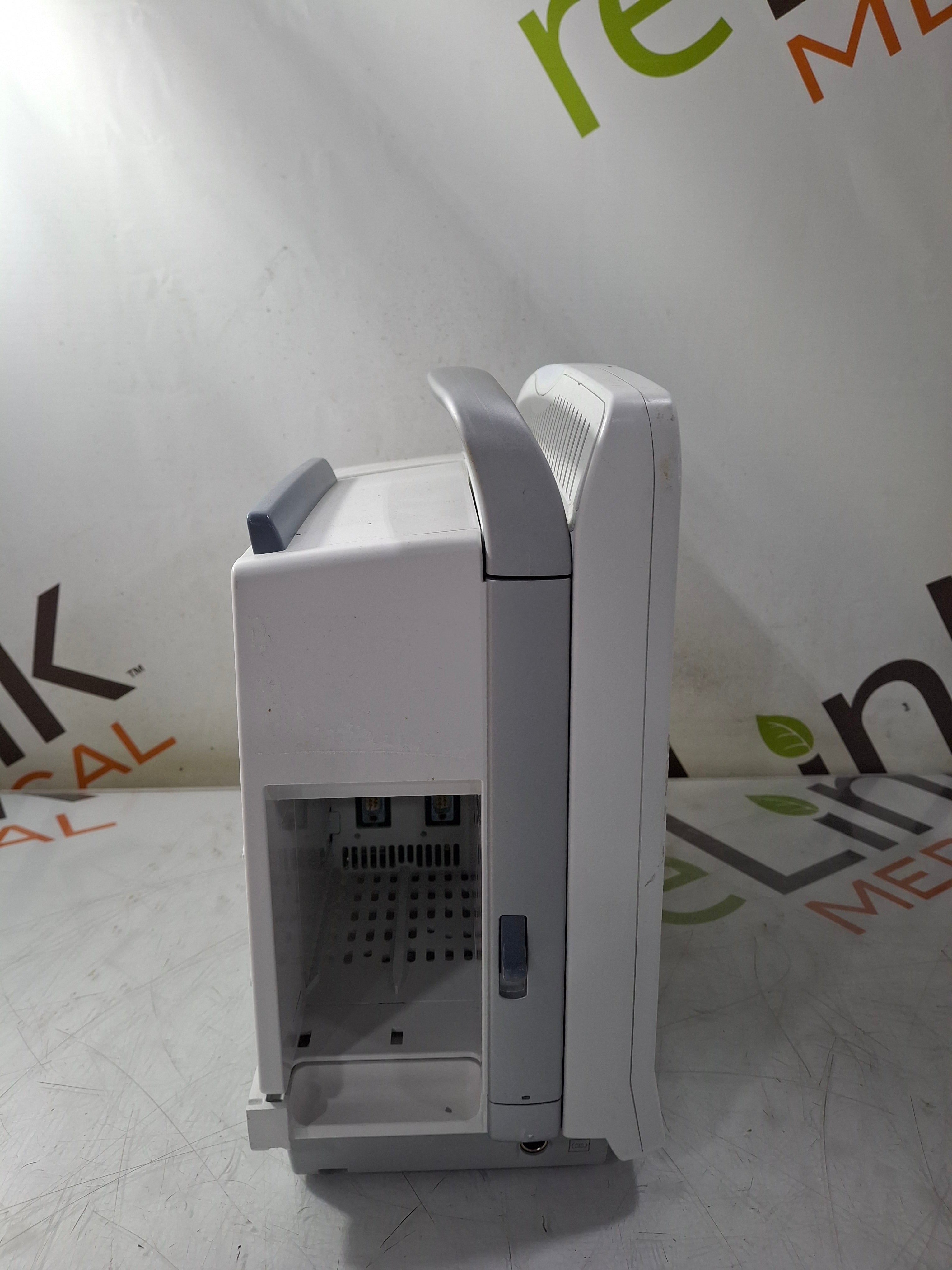 GE Healthcare Carescape B650 Patient Monitor