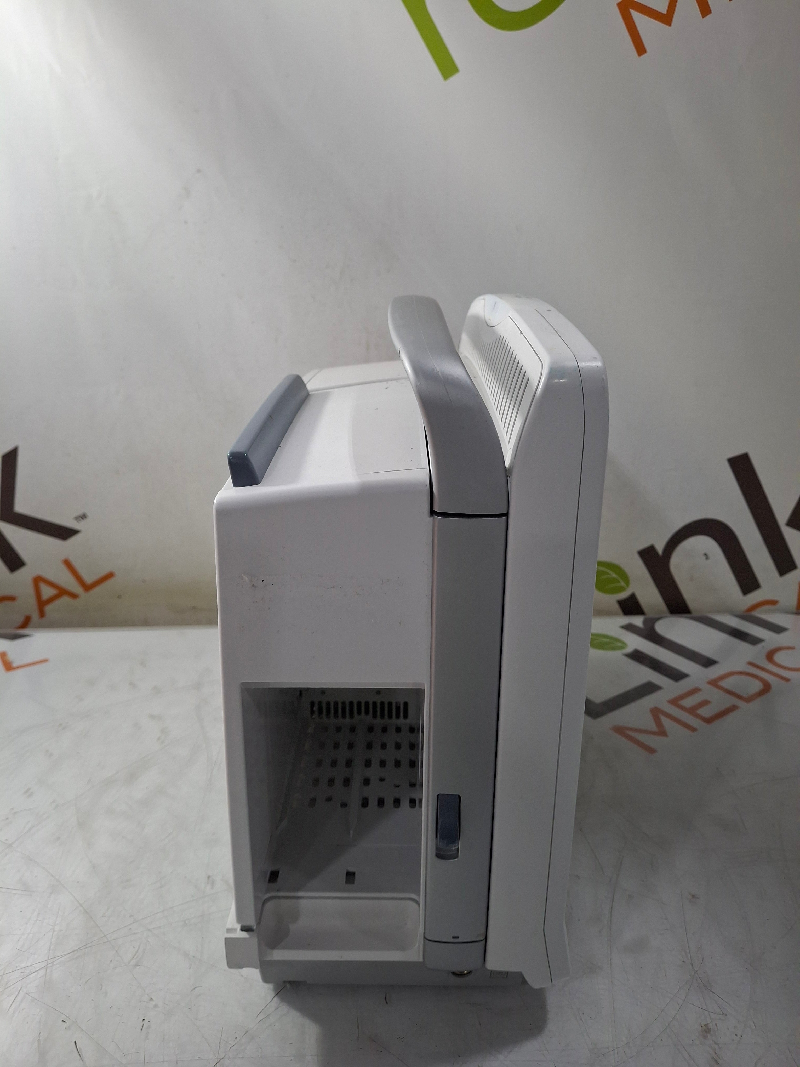 GE Healthcare Carescape B650 Patient Monitor