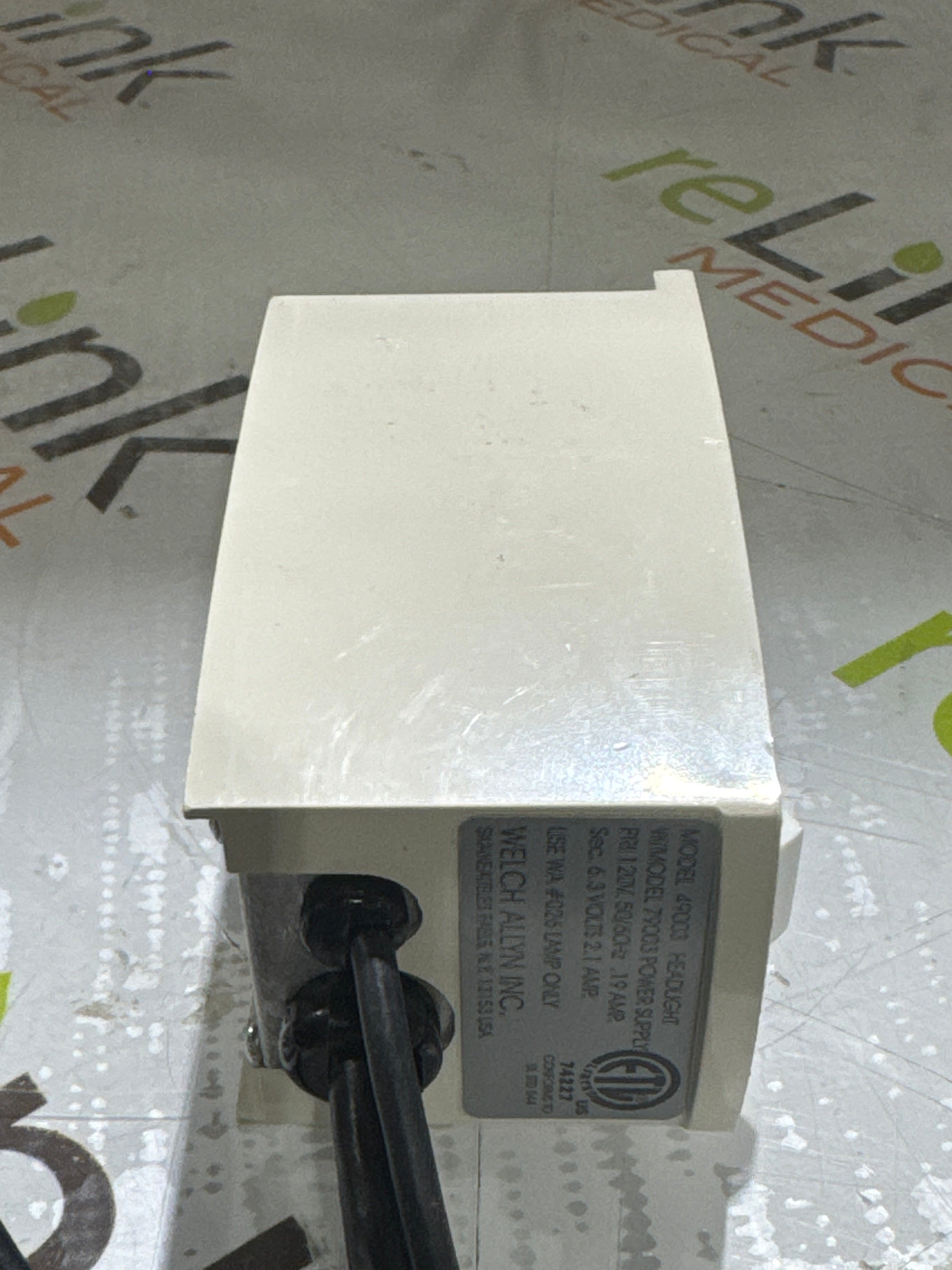 Welch Allyn Head Light W/ Model 79003 Charger