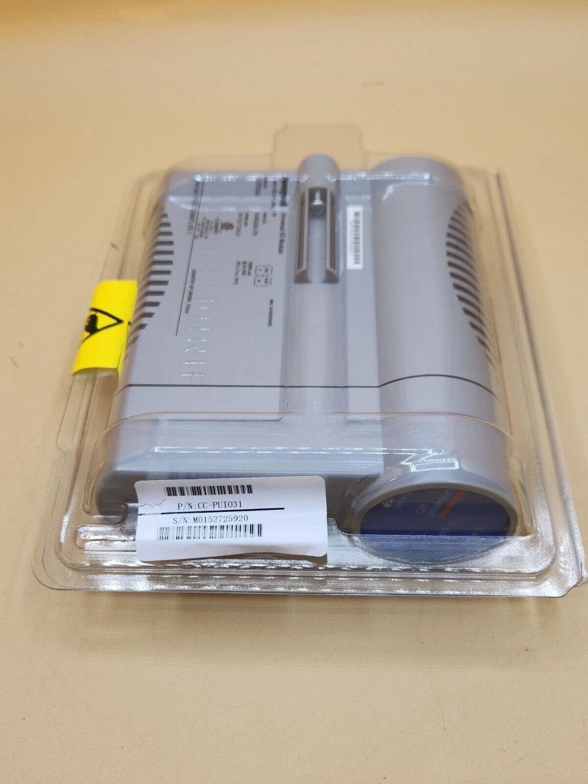 CC-PUIO31 | Honeywell Universal Input/Output Module, 24V AC/DC, DIN Rail, Industrial Automation