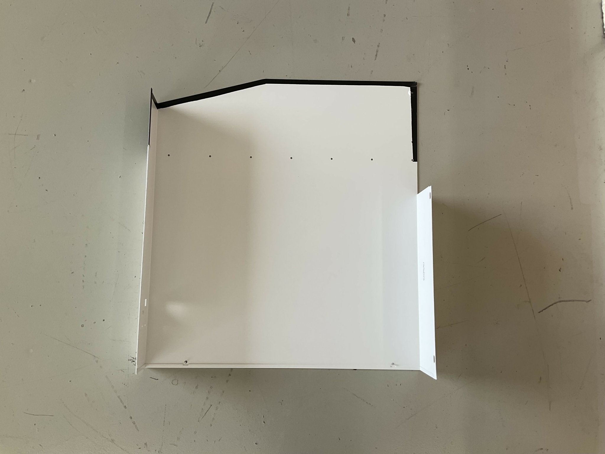 SIDE COVER (46-303785G1 REV A/46-270409G1) GE AMX 4