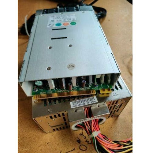 Fonte Zippy EMACS MRM-6600P 600W Redundant Power Supply similar to MRM-6650P - MFerraz Tecnologia