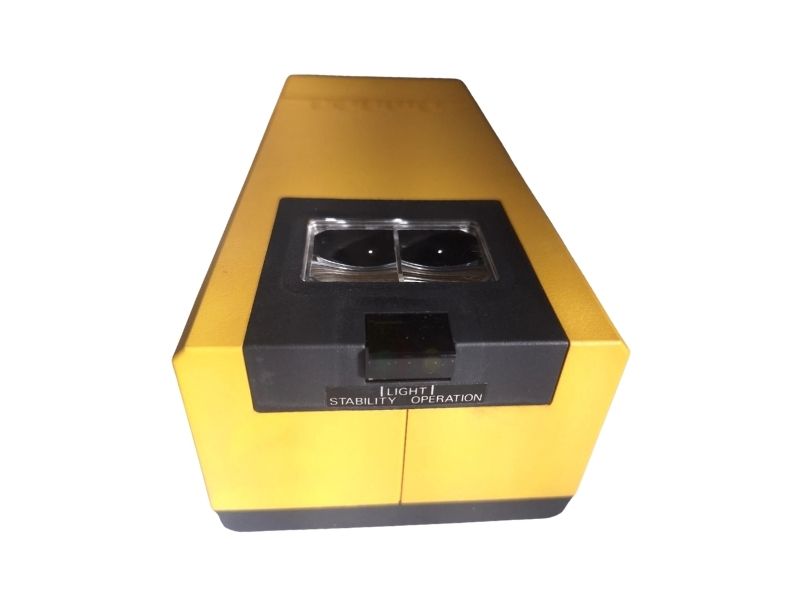 Omron E3K-D2 Photoelectric Sensor Multi-Voltage Retroreflective Relay Output