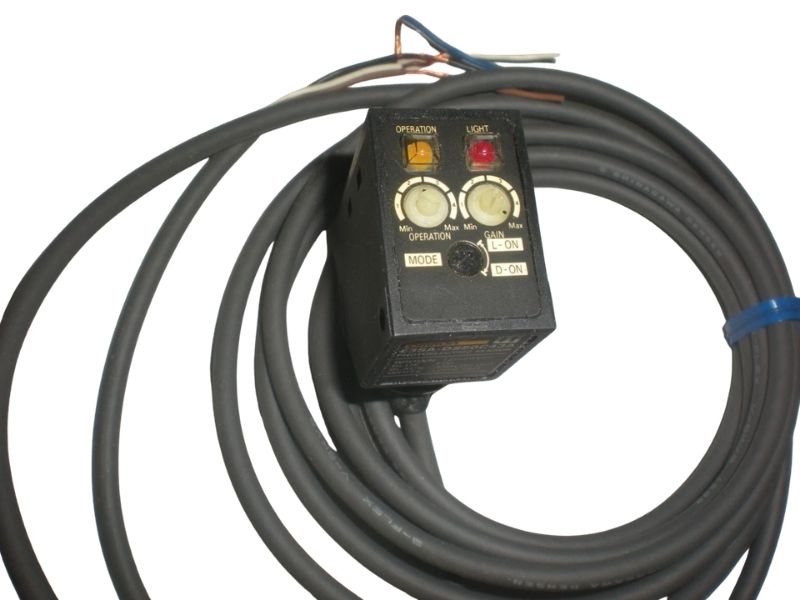 Omron E3SA-DS50C43A Photoelectric Sensor Diffuse Reflective 50cm 24VDC Industrial Detection