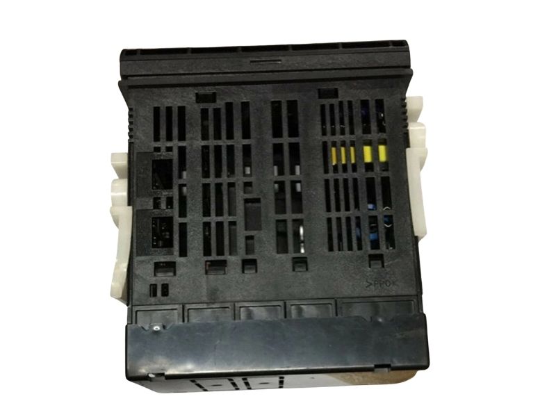 Omron K3HB-XVD-CPAC11 Digital Panel Meter DC Voltage 5 Digit LCD 100-240VAC Relay Output