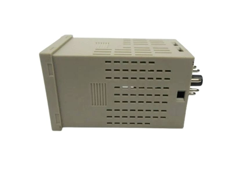 Omron E5CS-RPU-W Temperature Controller 48x48 PID Relay Output 100-240VAC