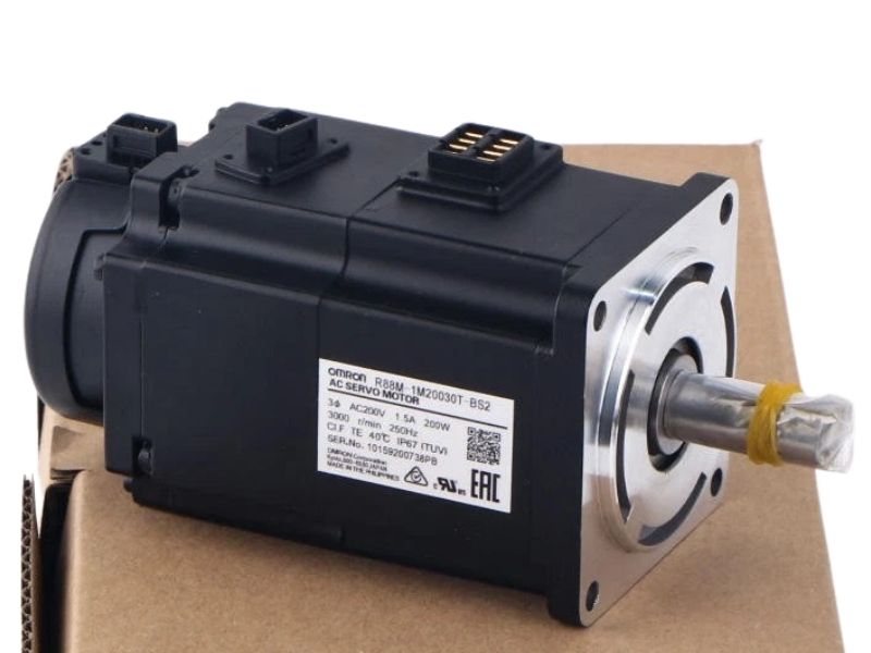 Omron R88M-1M20030T Servo Motor 200W 3000RPM 200VAC 1S Series Absolute Encoder