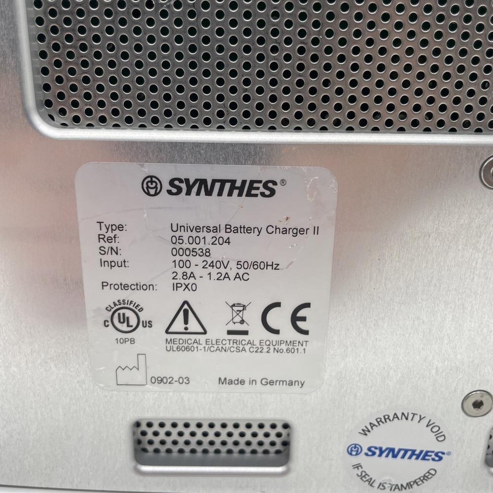 Synthes Universal Battery Charger II 30 Day Warranty