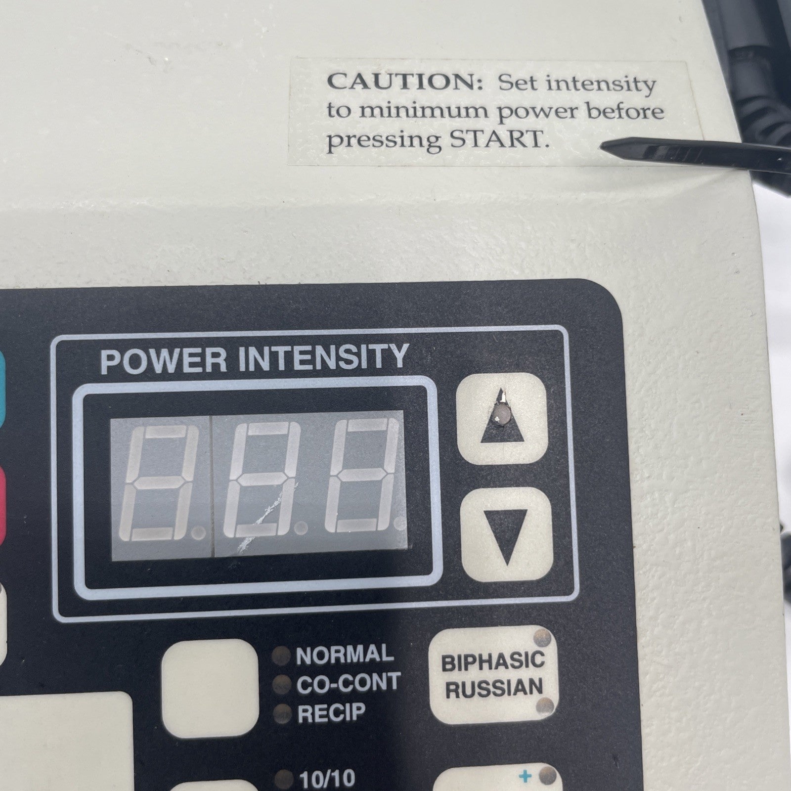 Daynatron 950 Plus Ultrasound Generator With Applicator 30 Day Warranty!