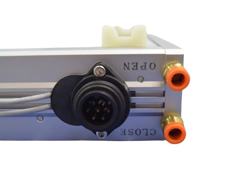 SMC XGT200-30-1A-X5 High Vacuum Slit Valve L-Motion Gate Valve