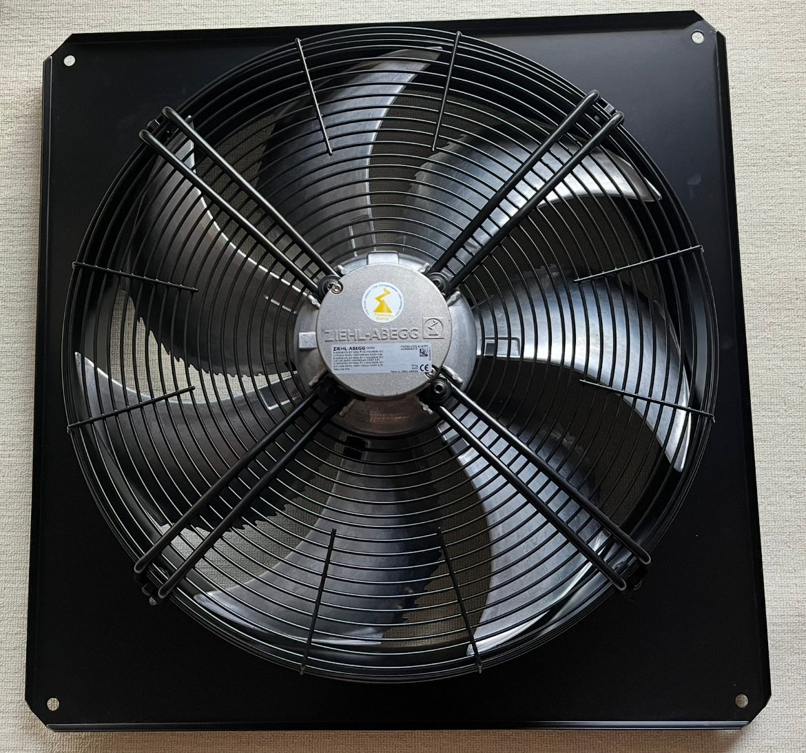 FN050-VDQ.4I.A7P1(Art:140083) ZIEHL-ABEGG Axial Fan 400V 0.83/0.55kW 1.45/0.97A 1330/940rpm