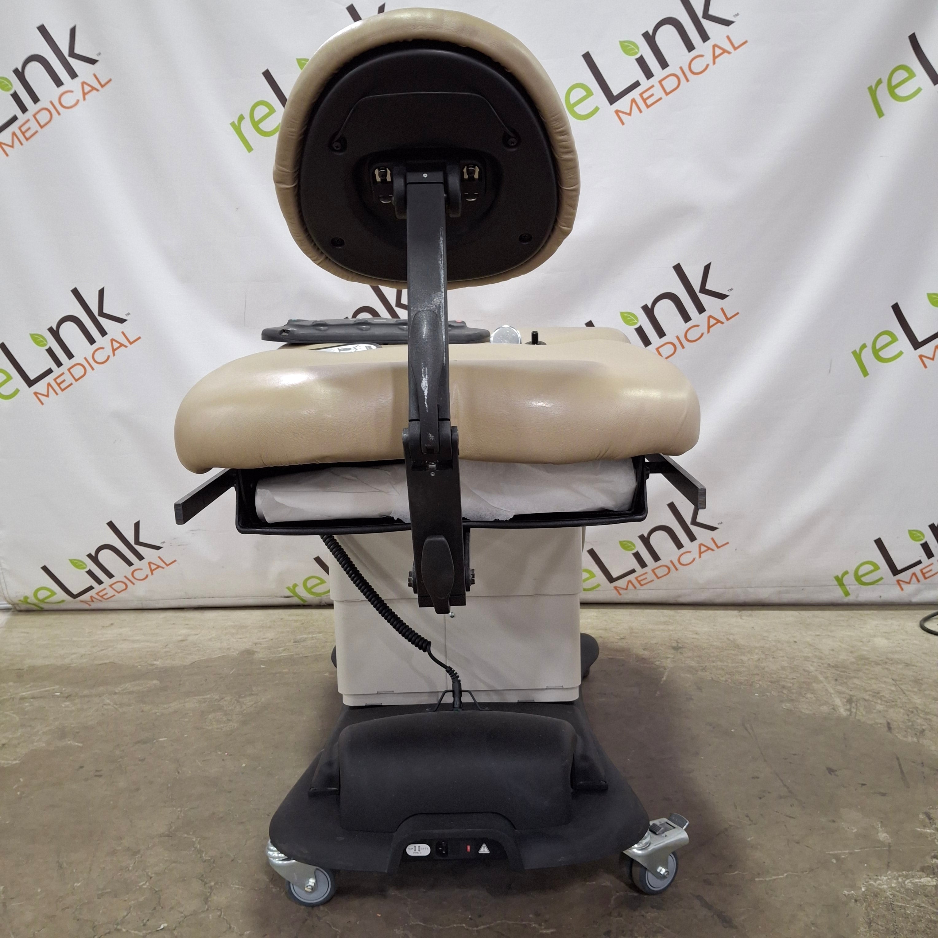 Midmark 630 Procedure Chair