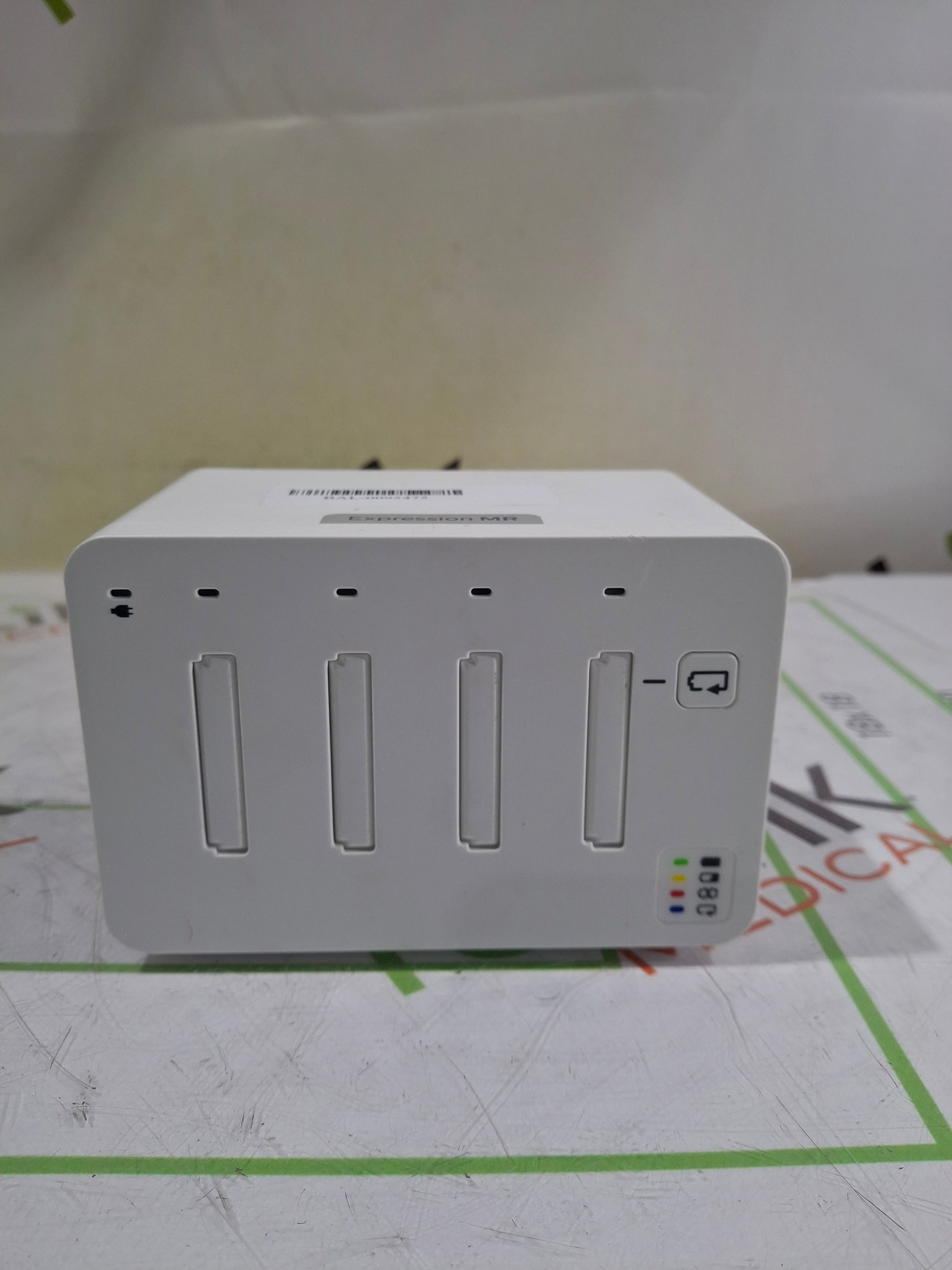 Invivo MDE Expression MR Module Charger