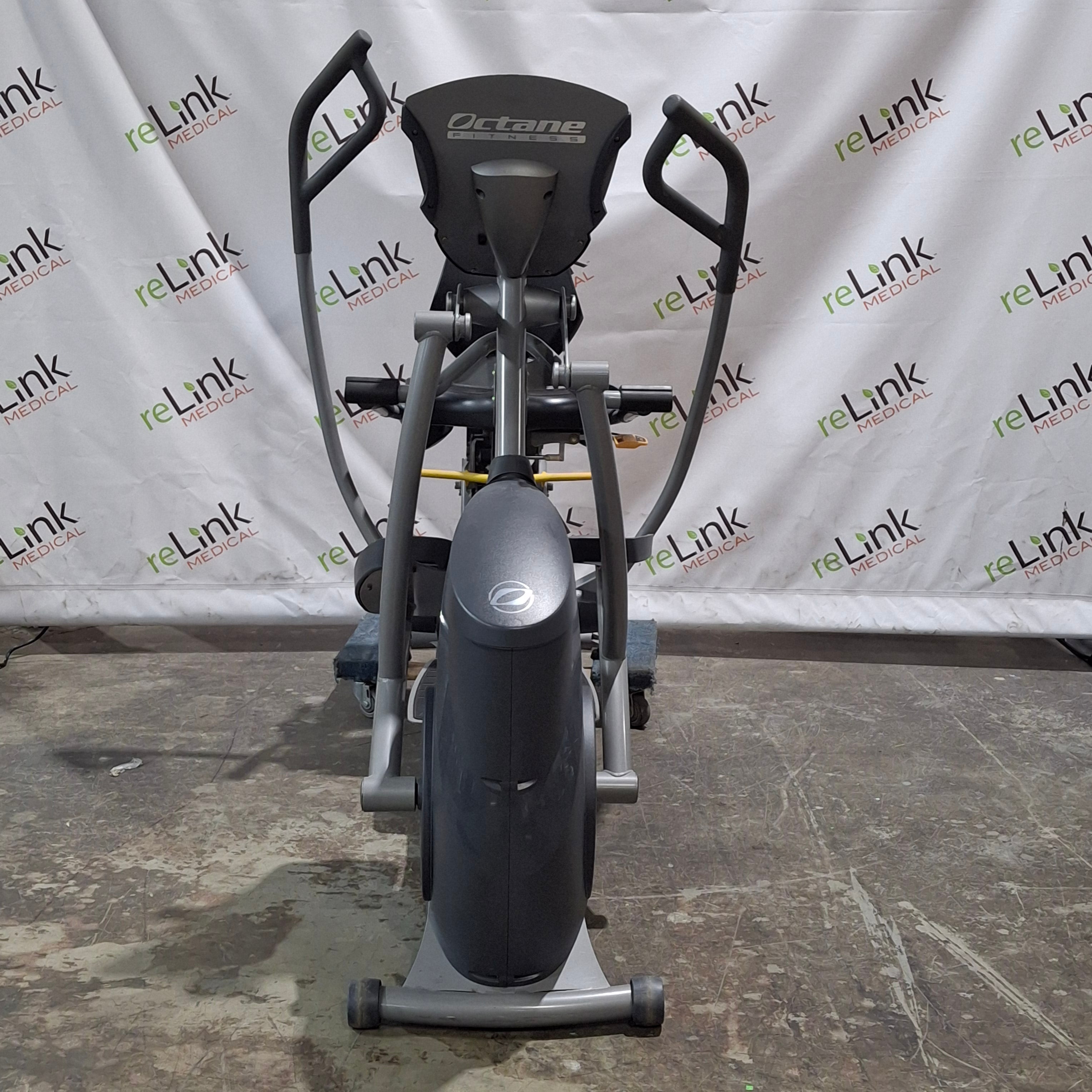 Octane XR6000 Elliptical Machine
