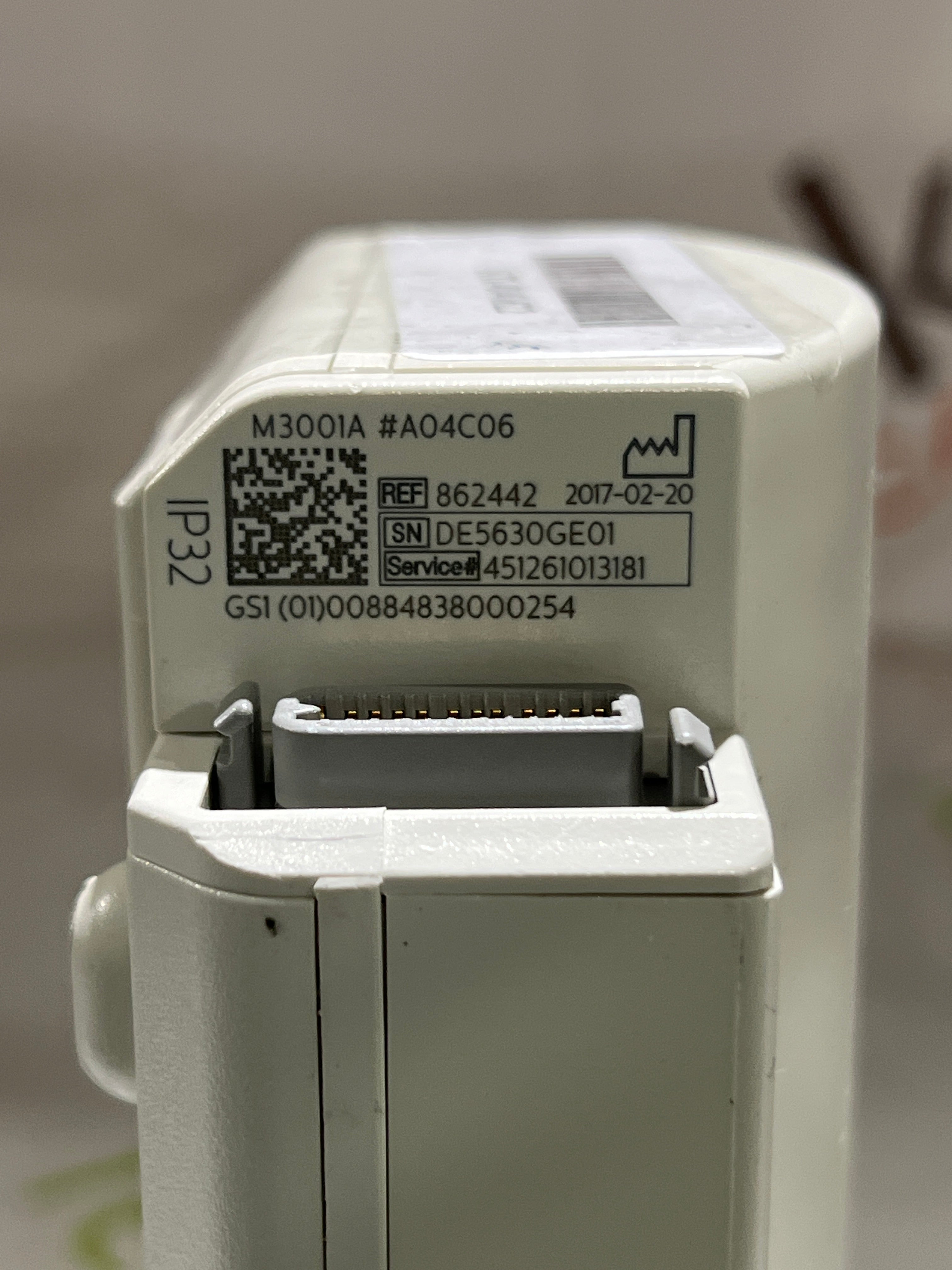 Philips M3001A-A04C06 OxiMax SpO2, NIBP, ECG, Temp, IBP MMS Module