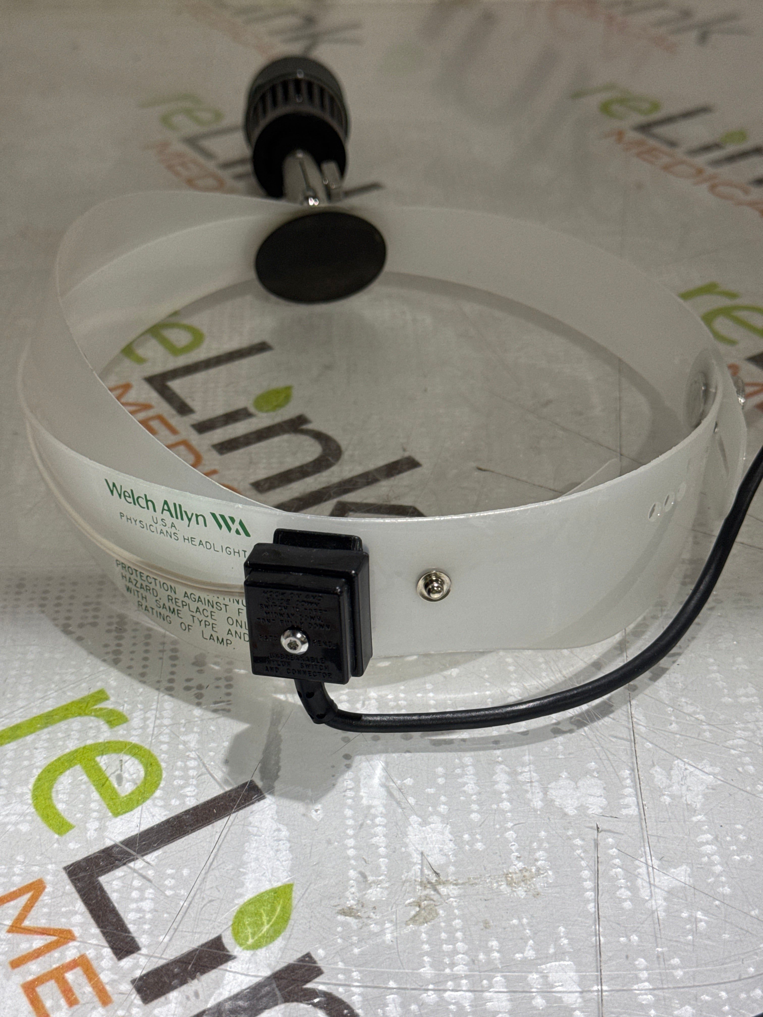 Welch Allyn Head Light W/ Model 79003 Charger