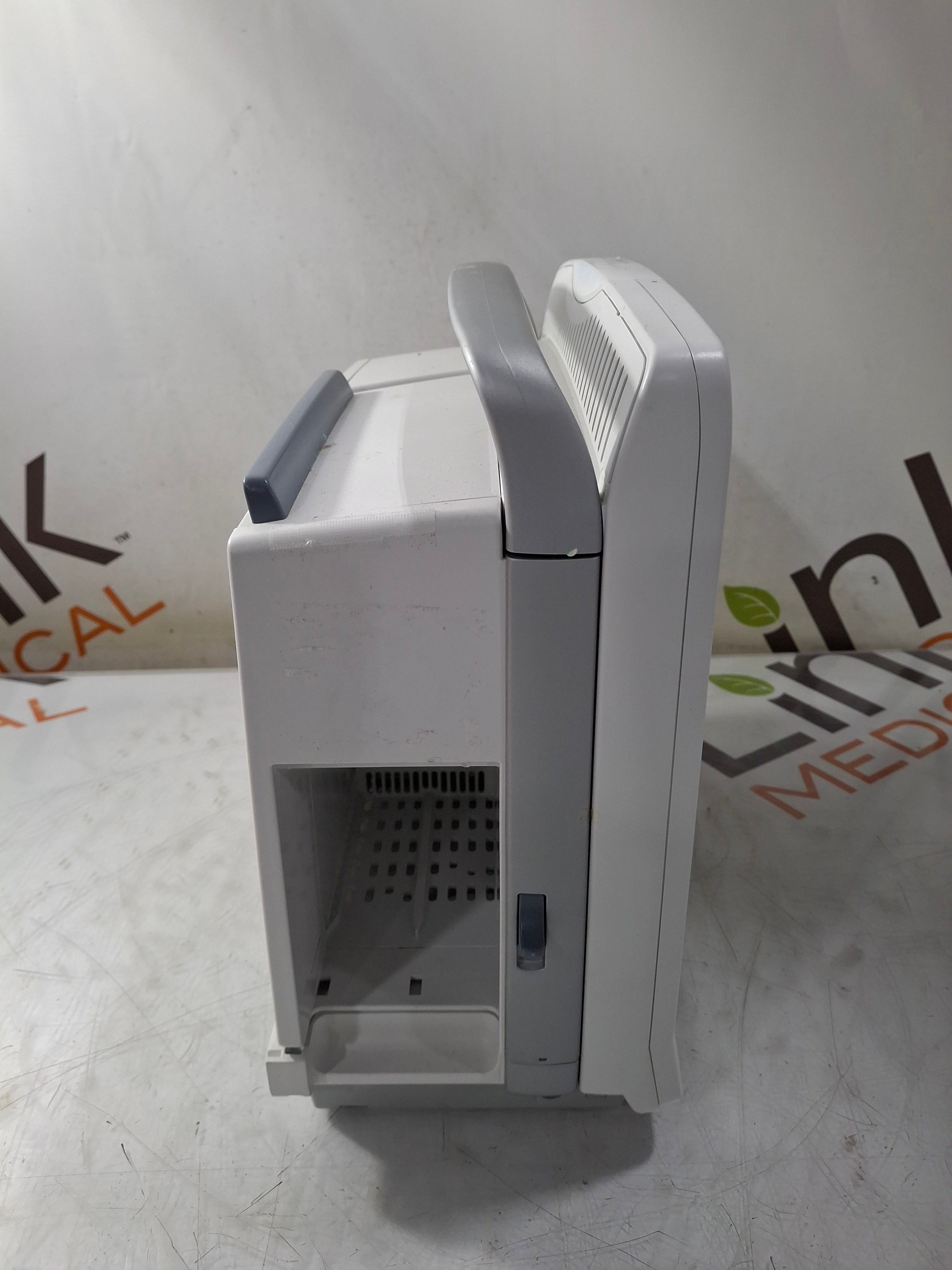 GE Healthcare Carescape B650 Patient Monitor
