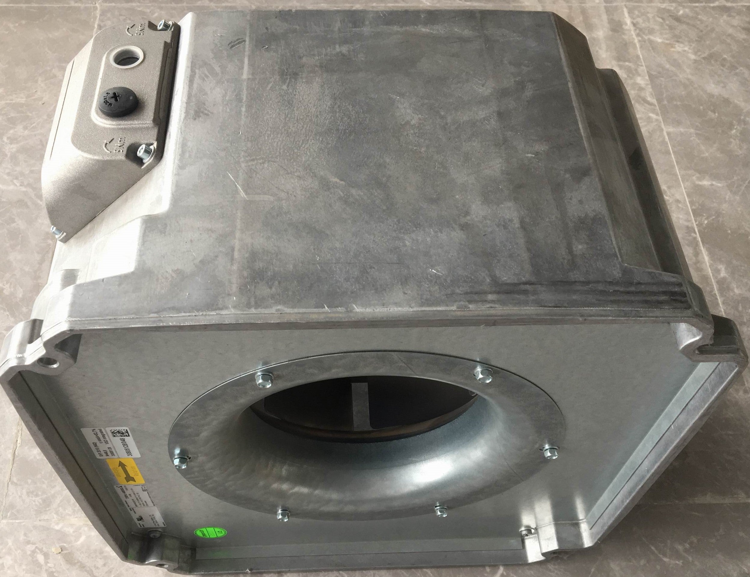 GR31M-6ID.BF.2R  ZIEHL-ABEGG centrifugal fan 200-277V 0.38KW 1.9/1.35A 1350rpm