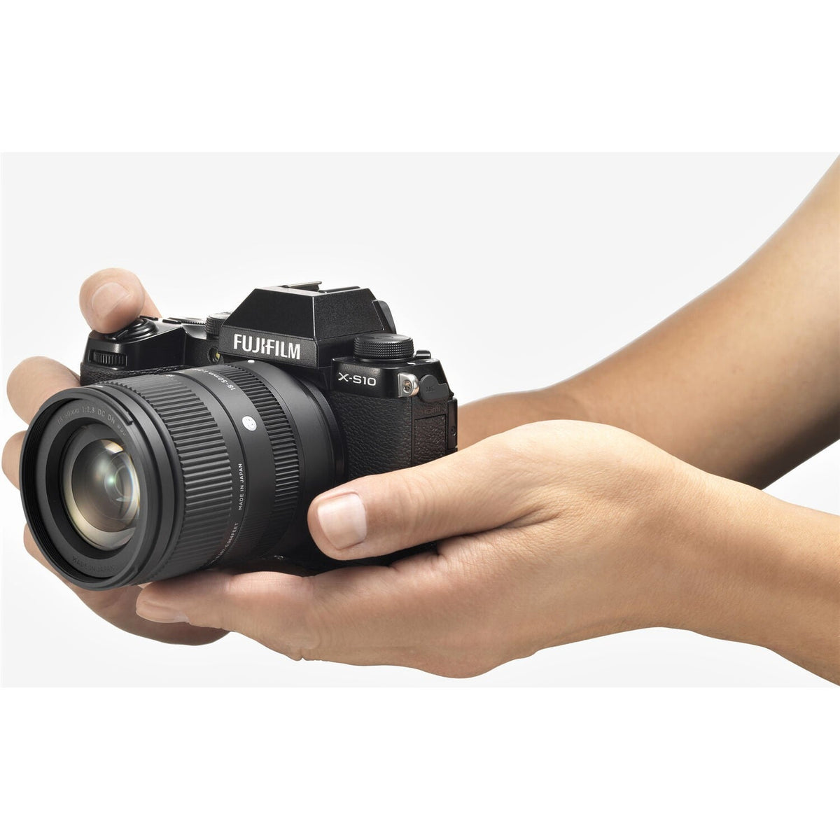 Sigma 18-50mm F2.8 DC DN Contemporary Lens