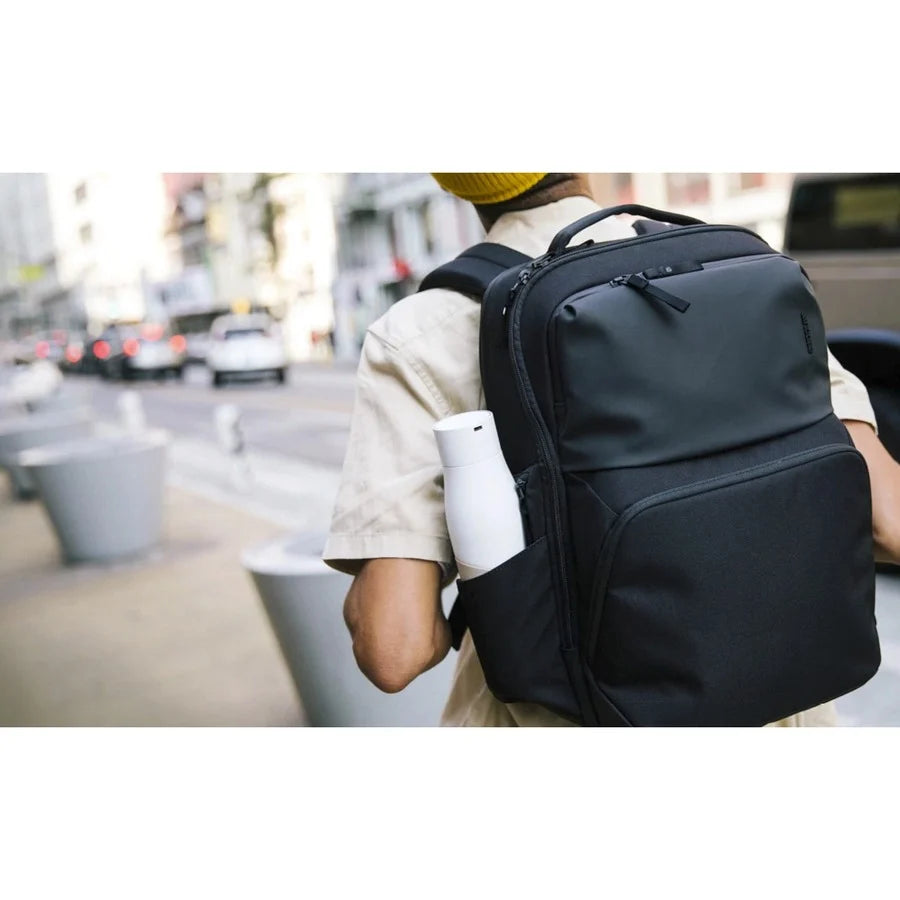Incipio A.R.C. Carrying Case (Backpack) for 12.9" to 16" Apple Notebook, MacBook Pro - Black
