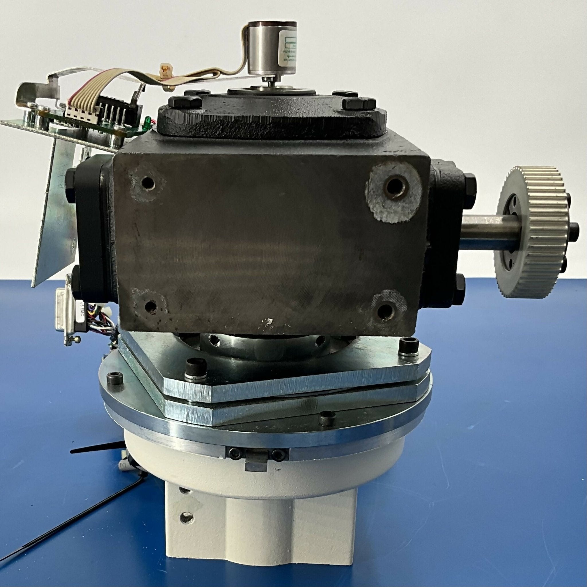EXT TUBE ROTATION MOUNT Angulation Drive (2370816/2367879 REV5/2395104) GE