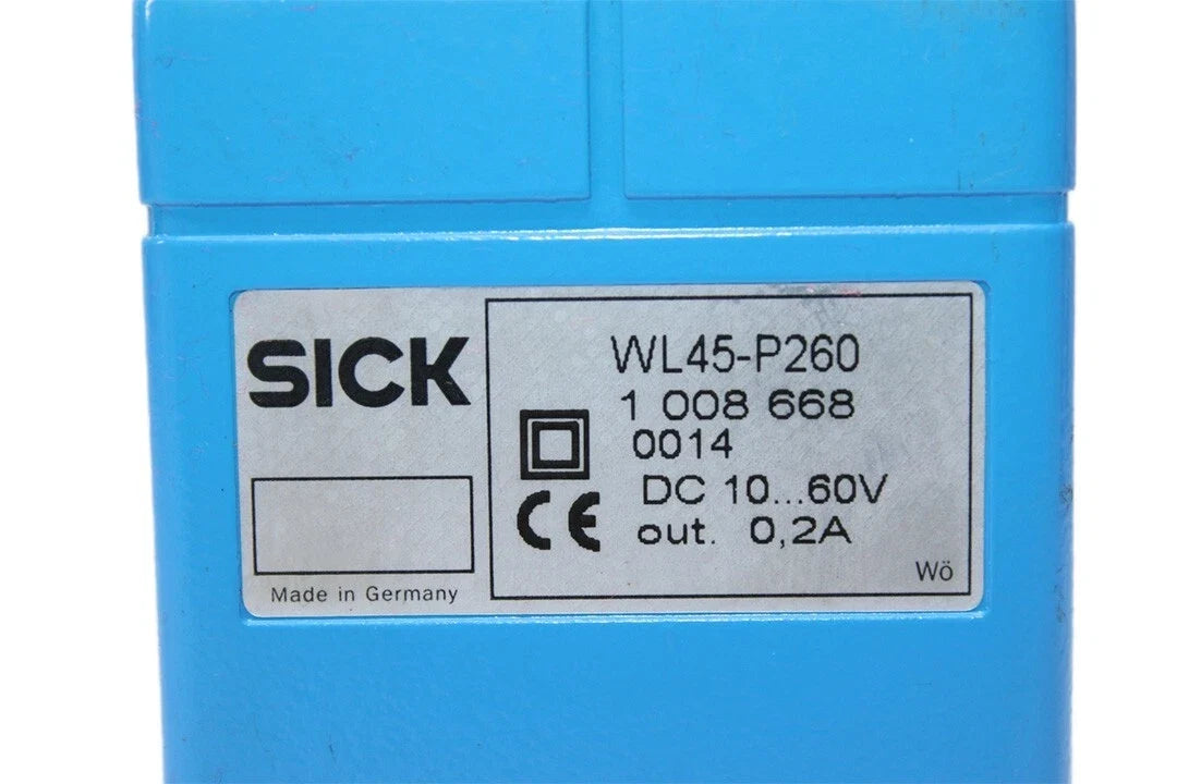 WL45-P260 | SICK Polarized Retro Reflective Photoelectric Sensor PNP Red Light