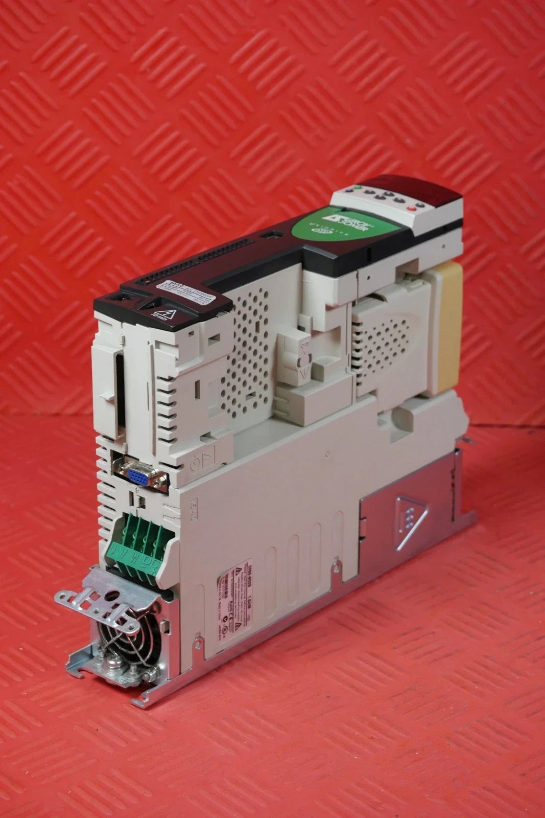 SP0405 | Emerson Unidrive SP 2 HP AC Drive 460 VAC Without Keypad