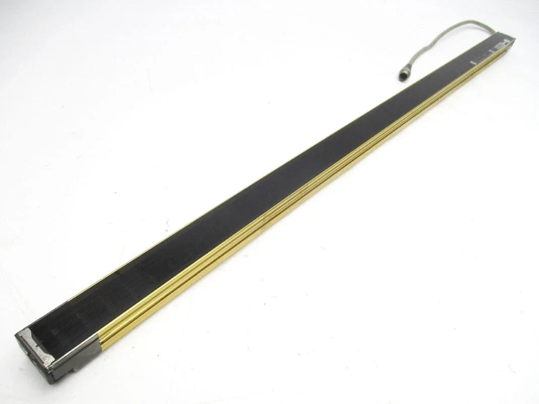 Omron F3SG-4RE0430P30 Safety Light Curtain for Machines