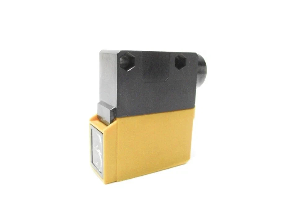 Omron E3A2-10M4T Photoelectric Sensor 10m Through-Beam Relay Output IP66