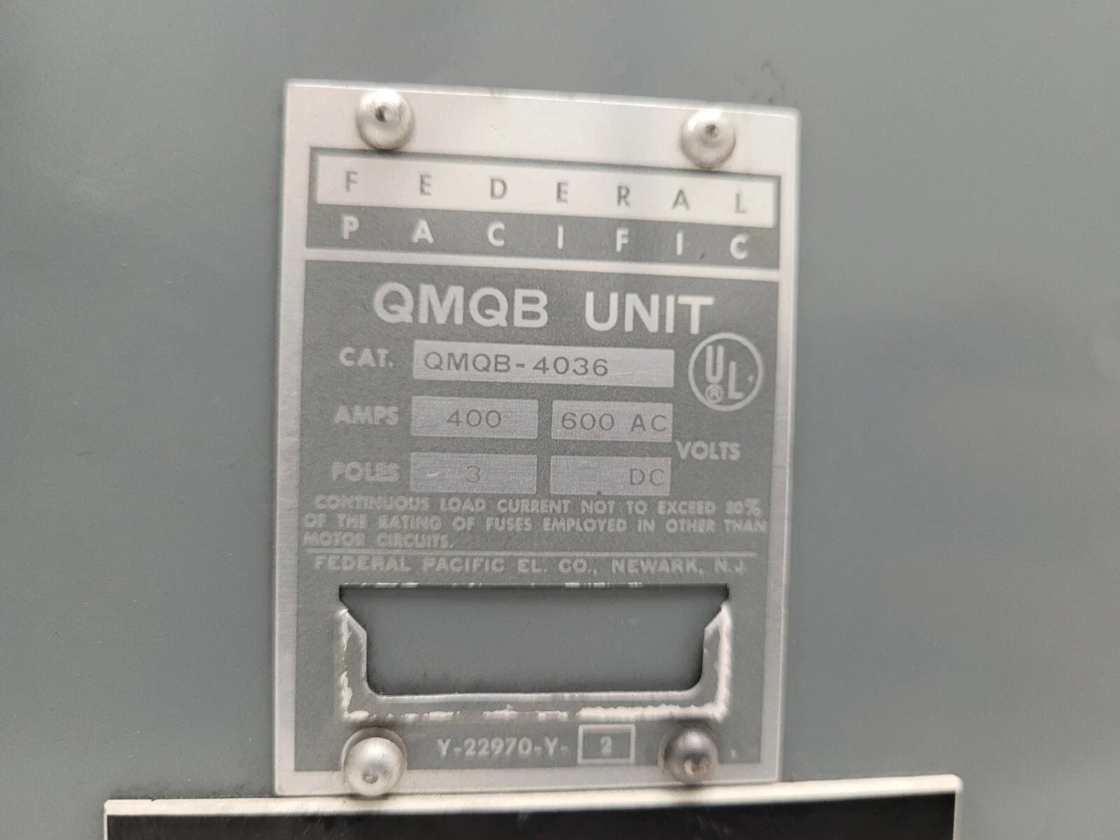 Federal Pacific QMQB-4036 400A 600V Three-Pole Fusible Panelboard Switch for Industrial Power Distribution