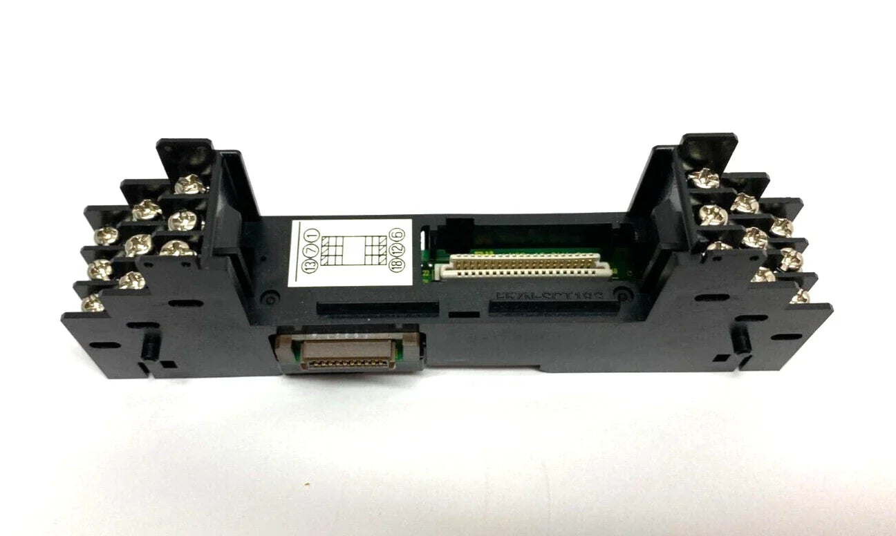 E5ZN-SCT18S-500 | Omron E5ZN Terminal Unit, 18-Terminal DIN Rail Module