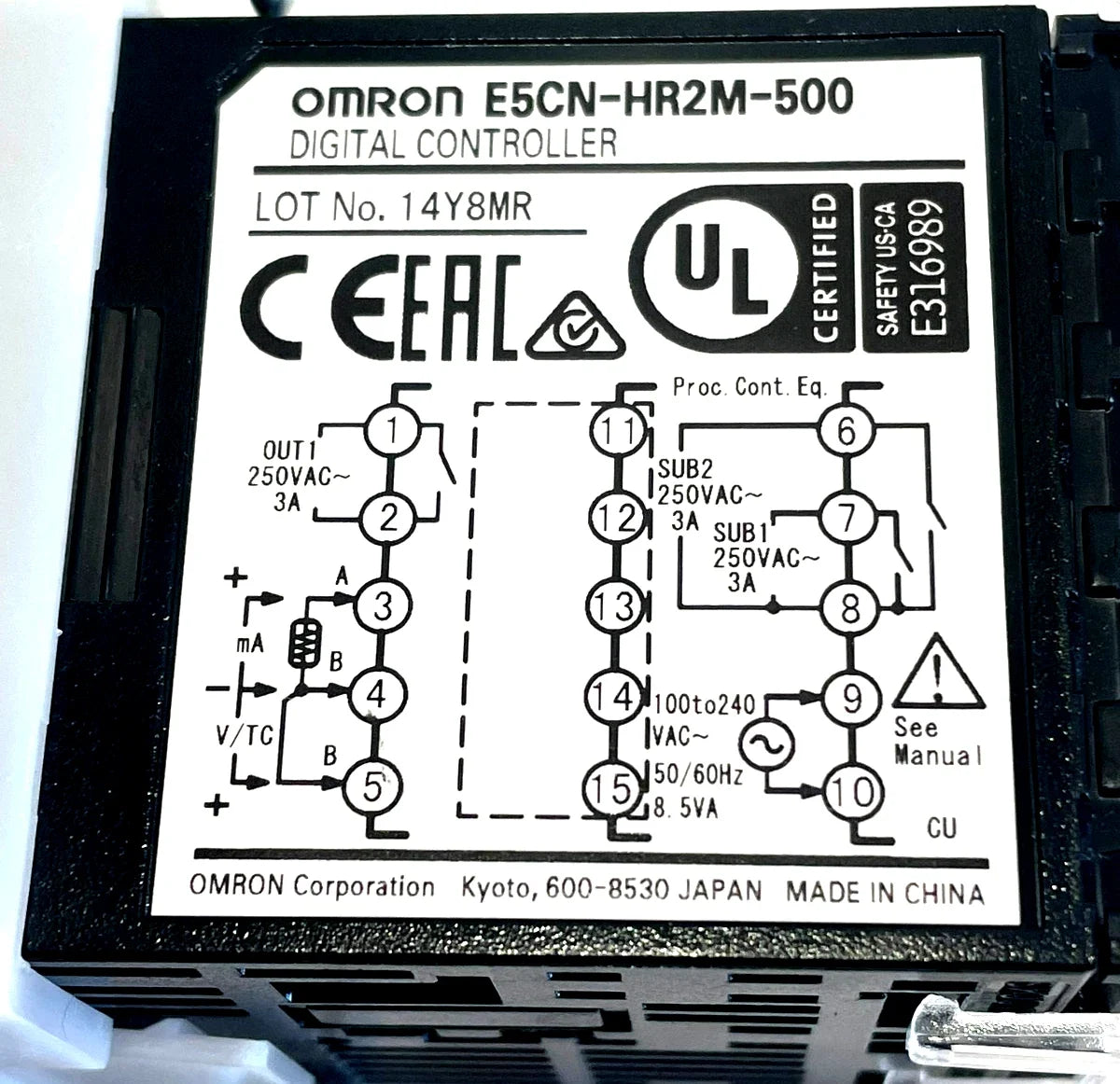 Omron E5CN-HR2M-500 Temperature Controller for Process Control