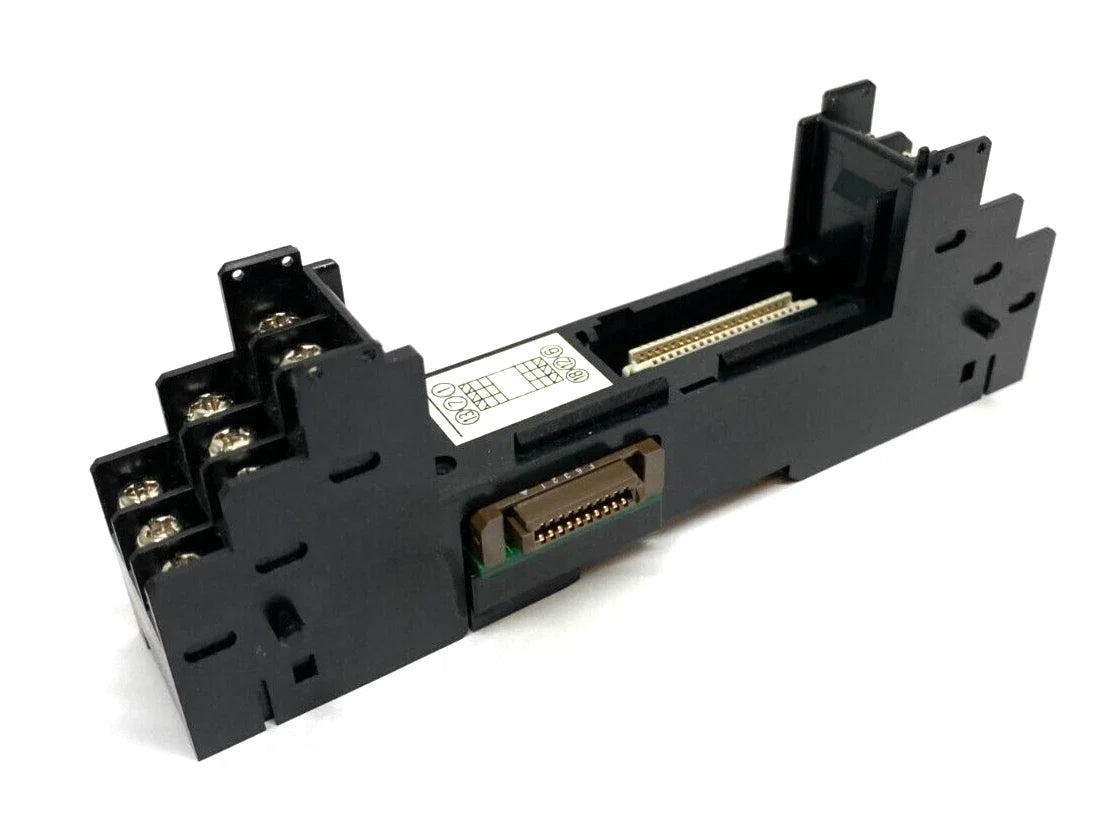 E5ZN-SCT18S-500 | Omron E5ZN Terminal Unit, 18-Terminal DIN Rail Module
