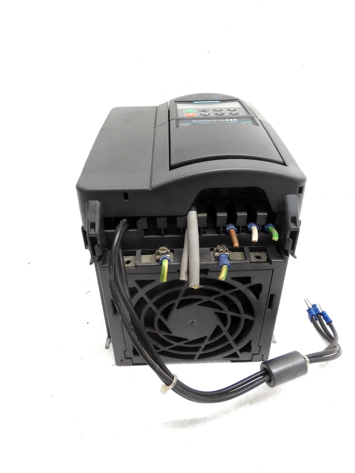Siemens 6SE6440-2UD22-2BA1 MICROMASTER 440 2.2kW VFD 480V 3-Phase Drive