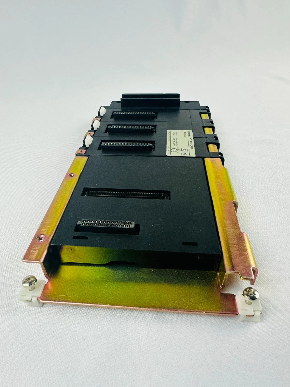 CS1W-BC033 | Omron 3-Slot CPU Backplane with C200H I/O Bus