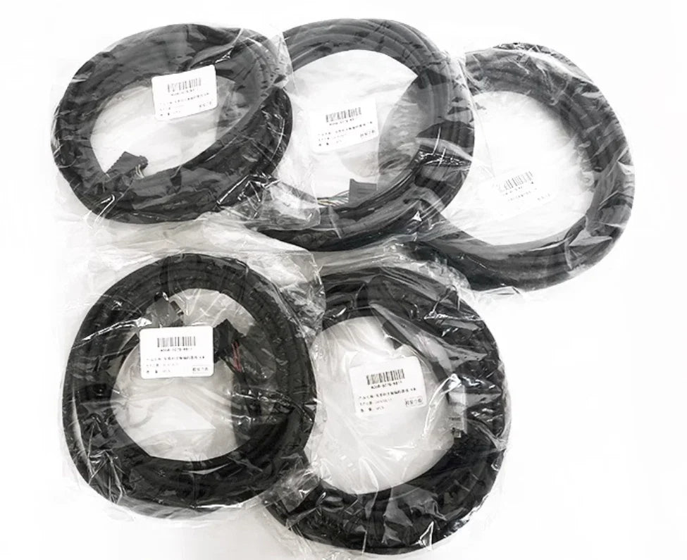 Omron C200H-CN225 PLC Communication Cable 2m D-Sub Console Connection Cable