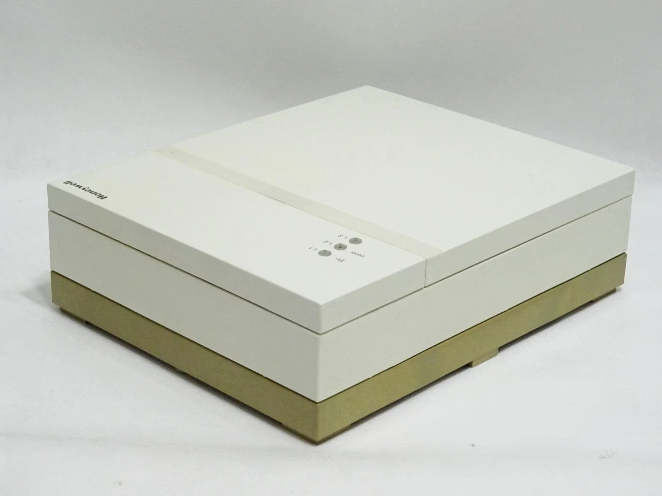 XL100B2 | Honeywell Freely Programmable DDC Controller for Building Automation