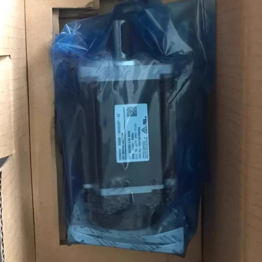 R88M-1M3K020C-BS2 | Omron 1S Series 3kW AC Servo Motor with Brake
