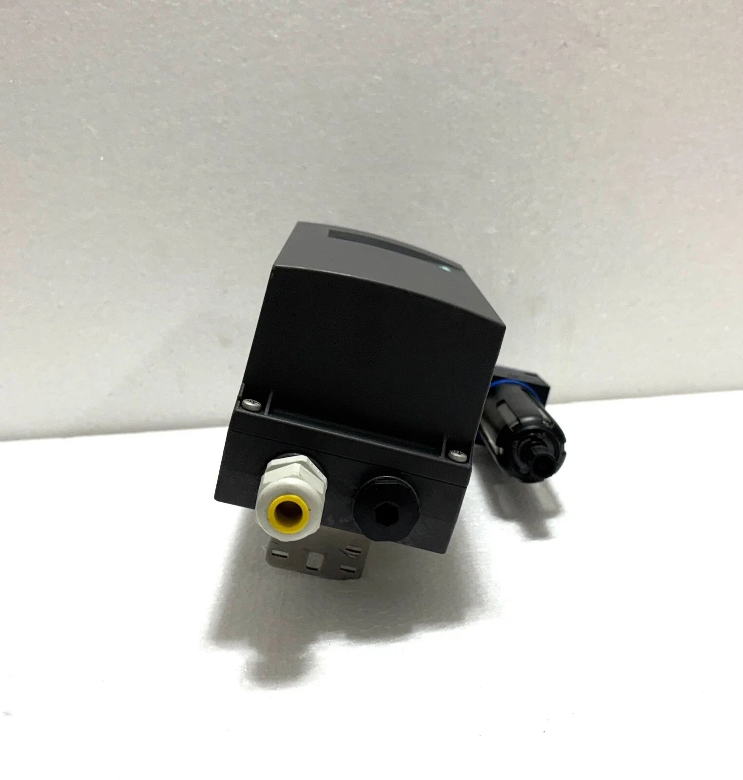 Siemens 6DR5010-0NG00-0AA0 SIPART PS2 Smart Positioner 4-20mA for Pneumatic Actuators