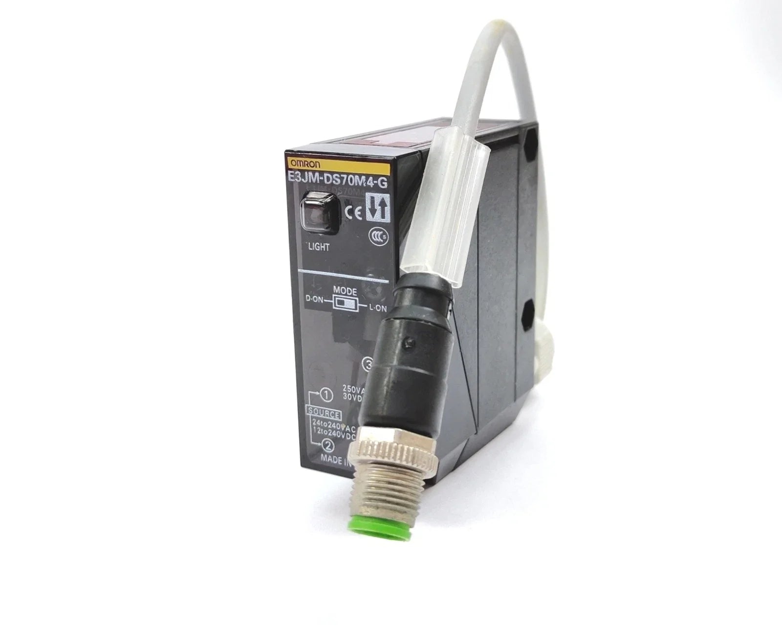 E3JM-DS70M4-G | Omron 700mm Diffuse Reflective Photoelectric Sensor Relay Output