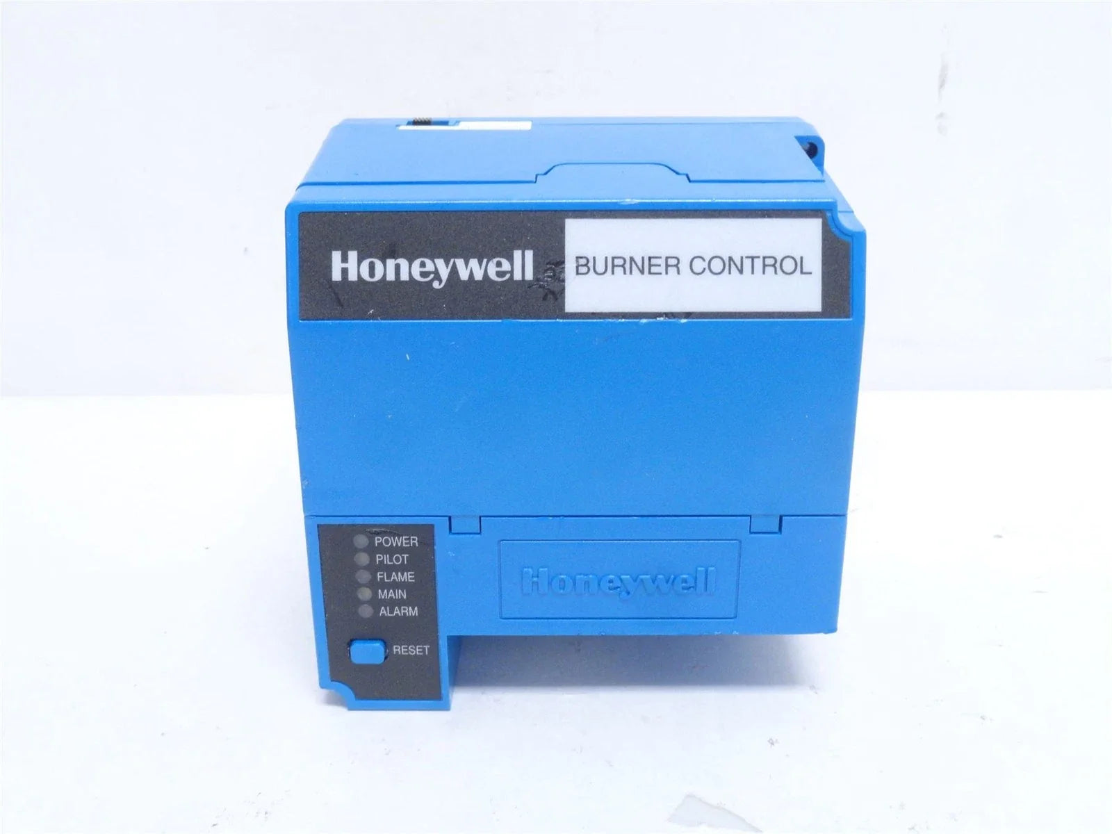 RM7840L1026 | Honeywell RM7800 Series Burner Control Relay Module 120VAC