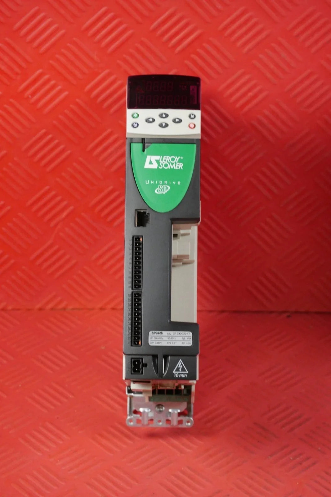SP0405 | Emerson Unidrive SP 2 HP AC Drive 460 VAC Without Keypad